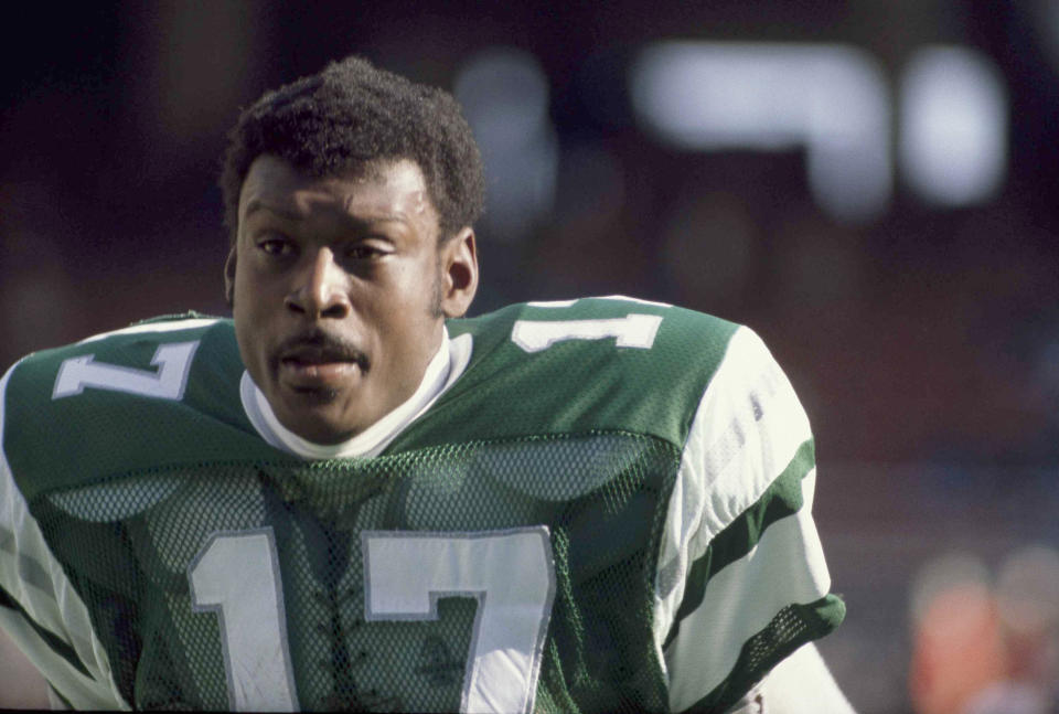 Harold Carmichael, running back for the Philadelphia Eagles, is shown during a game against the St. Louis Cardinals in Philadelphia, Pa., Dec. 14, 1980. (AP Photo/Clem Murray)