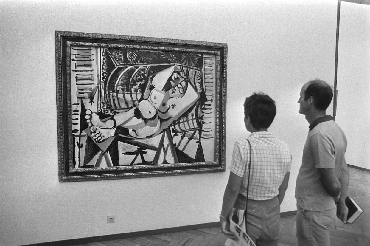 Pintura 'Femme nue devant le jardin' de Picasso en el Stedelijk Museum. <a href="https://commons.wikimedia.org/wiki/File:Schilderij_Femme_nue_devant_le_jardin_van_Picasso_in_het_Stedelijk_Museum,_Bestanddeelnr_931-6163.jpg" rel="nofollow noopener" target="_blank" data-ylk="slk:Hans van Dijk for Anefo;elm:context_link;itc:0;sec:content-canvas" class="link ">Hans van Dijk for Anefo</a>