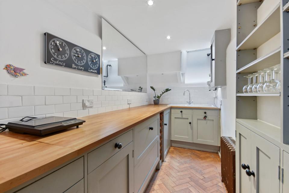 Winkworth skinny house kitchen