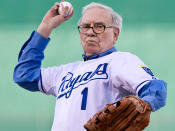 Eine echte Sportskanone ist der dreifache Vater wohl noch immer. 2010 warf er den ersten Pitch im Kauffman Stadium in Kansas City. (Bild-Copyright: ddp Images/Kansas City/StarMCT)