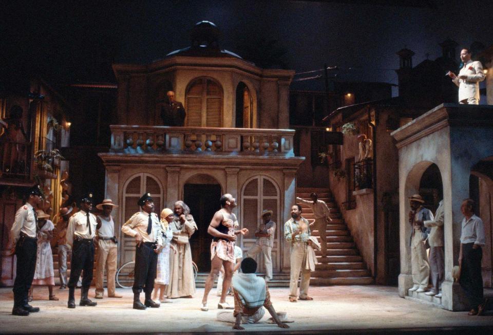 Rudman's 'integrated' production of Measure for Measure in 1981: some critics boycotted it in protest as the casting of the black actress Yvette Harris as Isabella - Donald Cooper / Alamy