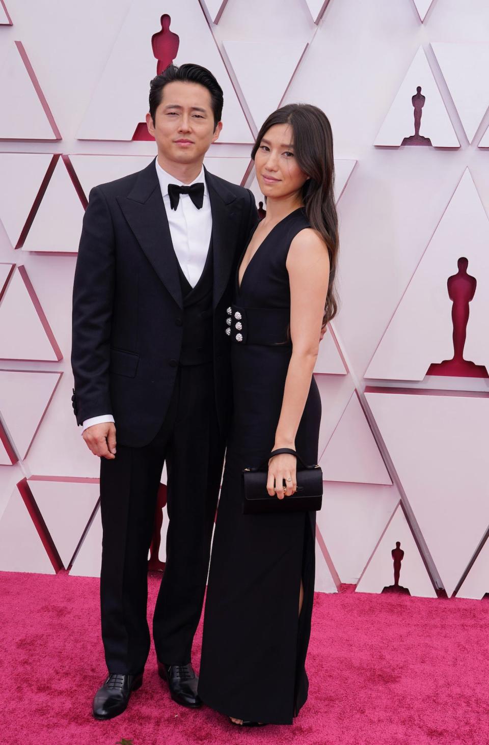 steven yeun  joana pak oscars 2021