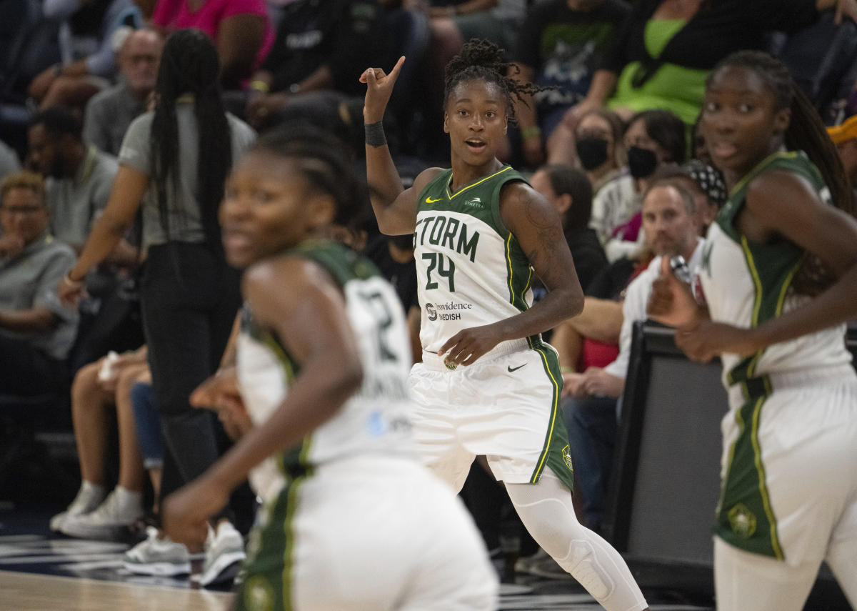 WNBA scoring leader Jewell Loyd signs contract extension with Seattle Storm