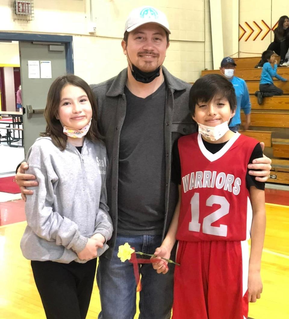 Gary Whipple (center) formed a special bond with his nephew, Honor, who was the same age as Gary's daughter, Ari. People started calling Honor and Ari "the twins."