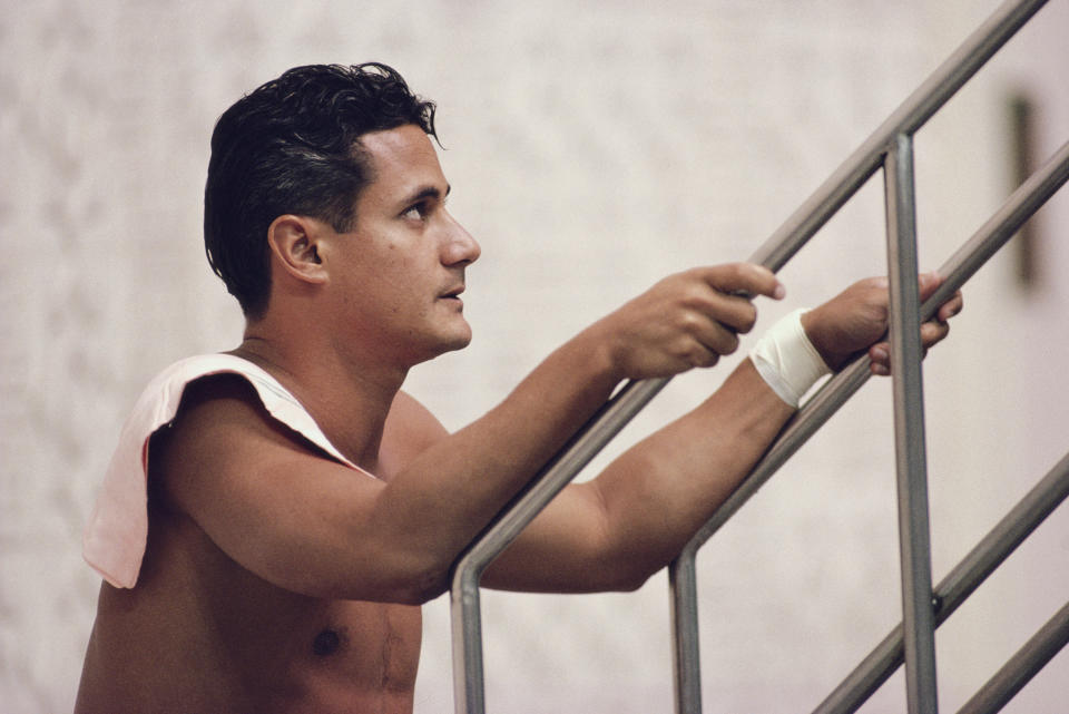 SEP 1988:  USA DIVER GREG LOUGANIS ASCENDS THE STAIRS TO THE SPRINGBOARD EN ROUTE TO HIS GOLD MEDAL AT THE 1988 SUMMER OLYMPICS IN SEOUL, SOUTH KOREA.  Mandatory Credit: Pascal Rondeau/ALLSPORT