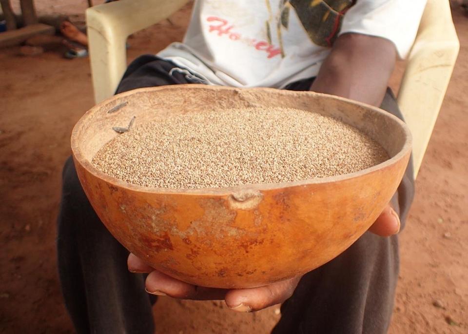 faw fonio in wood bowl