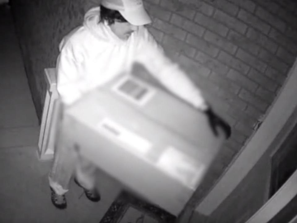 Police have released video of a suspected hitman who disguised himself as a delivery person to shoot a woman with a crossbow in an allegedly targeted attack.Investigators said the "premeditated, targeted and isolated" attack was designed to kill the victim.The 44-year-old woman, who has not been named, will be in “recovery for the rest of her life” after sustaining life-threatening injuries.In an attempt to find the attacker, police in Mississauga, Ontario, Canada, have released security camera footage of the 7 November incident.The video shows an unidentified man holding a large package which police said had a crossbow hidden inside.The victim opened the door and briefly spoke with the man before he fired a large arrow at her.Investigators are asking anyone who thinks they may know the man, whose face can be seen in the video, to come forward with information.Despite her injuries, police said the victim was able to phone emergency services.“The injuries that she sustained were absolutely devastating,” Detective Sergeant Jim Kettles said.“It involved damage to a lot of her internal organs. She’ll be in recovery phase for the rest of her life… Her life will never be the same.”Police said the arrow used in the incident is typically used for hunting large game, such as moose and deer, and is designed to “inflict the maximum amount of damage possible”.“This was most definitely a targeted type of attack,” Mr Kettles added.Heather Ramore, superintendent at the Peel Region’s police service, said investigators believed the attack was supposed to end the victim’s life.“Comments made to the victim [by the suspect] indicate the victim was targeted and that the suspect may have carried out the attack at the request of another individual,” Ms Ramore said.As the suspect did not conceal his face during the attack, investigators said they were hopeful that they would be able to identify the man.However, police have not yet released a motive for the attack.