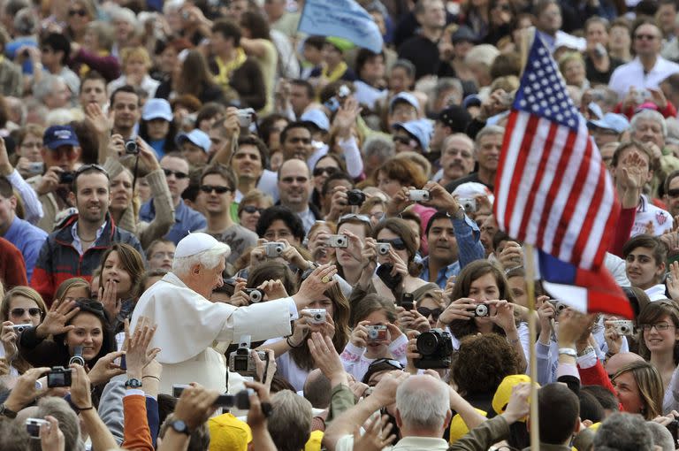 Pope Benedict XVI; Benedicto XVI; papa emérito; mundo