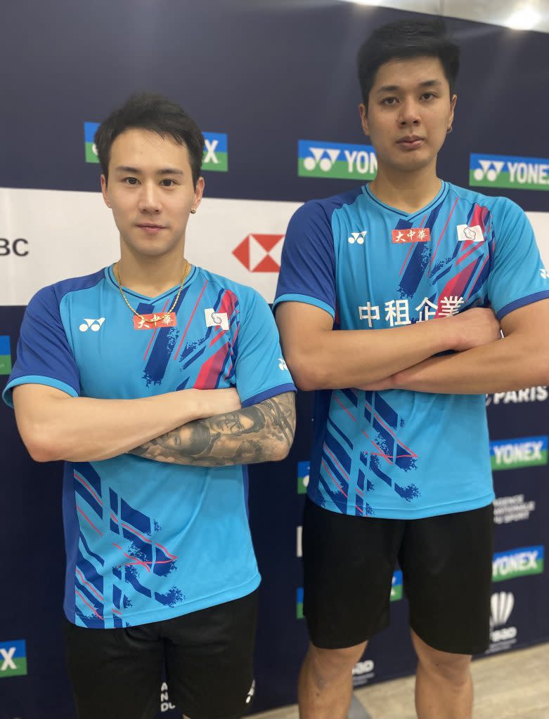 台灣男雙黑馬組合楊博涵（左）與盧敬堯（右）在法國羽球公開賽屈居亞軍，但已寫下兩人在超級750系列賽最佳成績。(中央社)