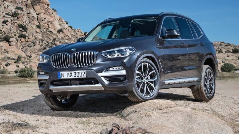 圖／2020 BMW X3 xDrive30i運動版雙腎型水箱護罩，展現出強勁的運動氛圍。 