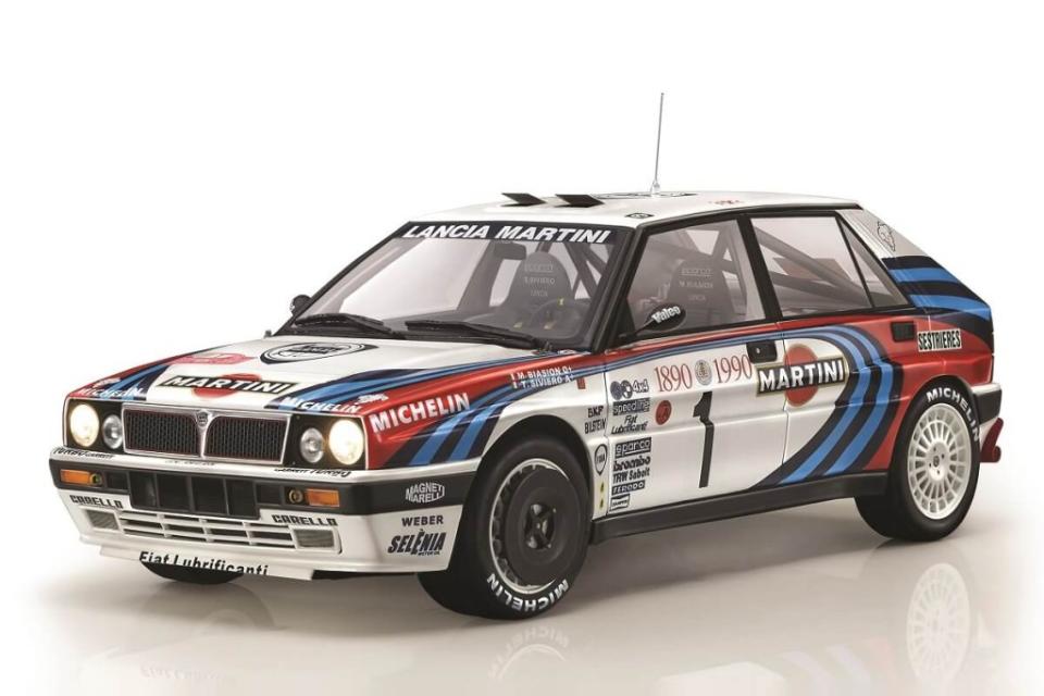 italeri-lancia-delta-hf-integrale