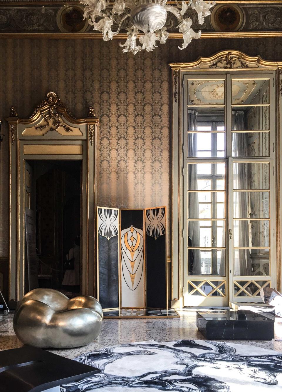 Londubh Studio's “Feathers” screen and "Spread your Wings and Fly" floor installation as part of Gulla Jónsdóttir's show at Salone del Mobile 2017.