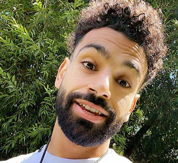 Liverpool-Star Salah präsentiert neuen Look