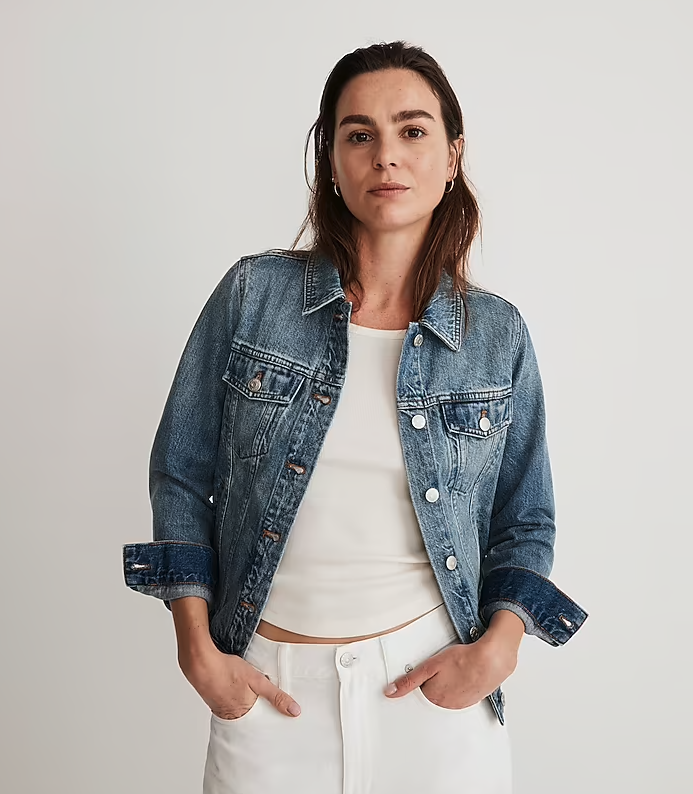 woman wears madewell The Jean Jacket in Medford Wash blue