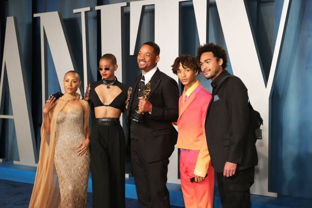 Jaden Smith Says 'That's How We Do It' After Dad Will Smith Slaps