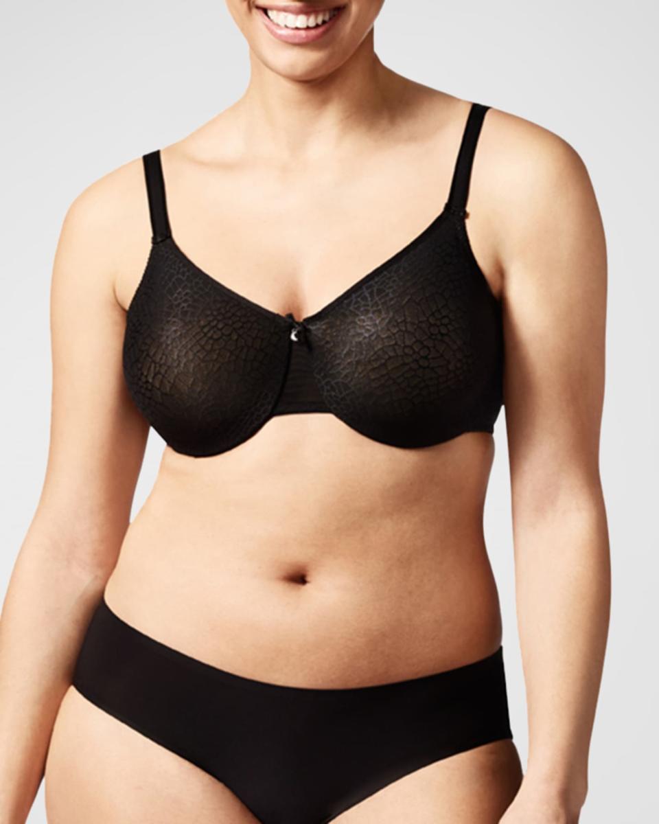 <p><a href="https://go.redirectingat.com?id=74968X1596630&url=https%3A%2F%2Fwww.neimanmarcus.com%2Fp%2Fchantelle-c-magnifique-minimizer-bra-prod250910434&sref=https%3A%2F%2Fwww.harpersbazaar.com%2Ffashion%2Ftrends%2Fg39819433%2Fbest-minimizer-bras%2F" rel="nofollow noopener" target="_blank" data-ylk="slk:Shop Now;elm:context_link;itc:0;sec:content-canvas" class="link ">Shop Now</a></p><p>C Magnifique Minimizer Bra</p><p>neimanmarcus.com</p><p>$3600.00</p>