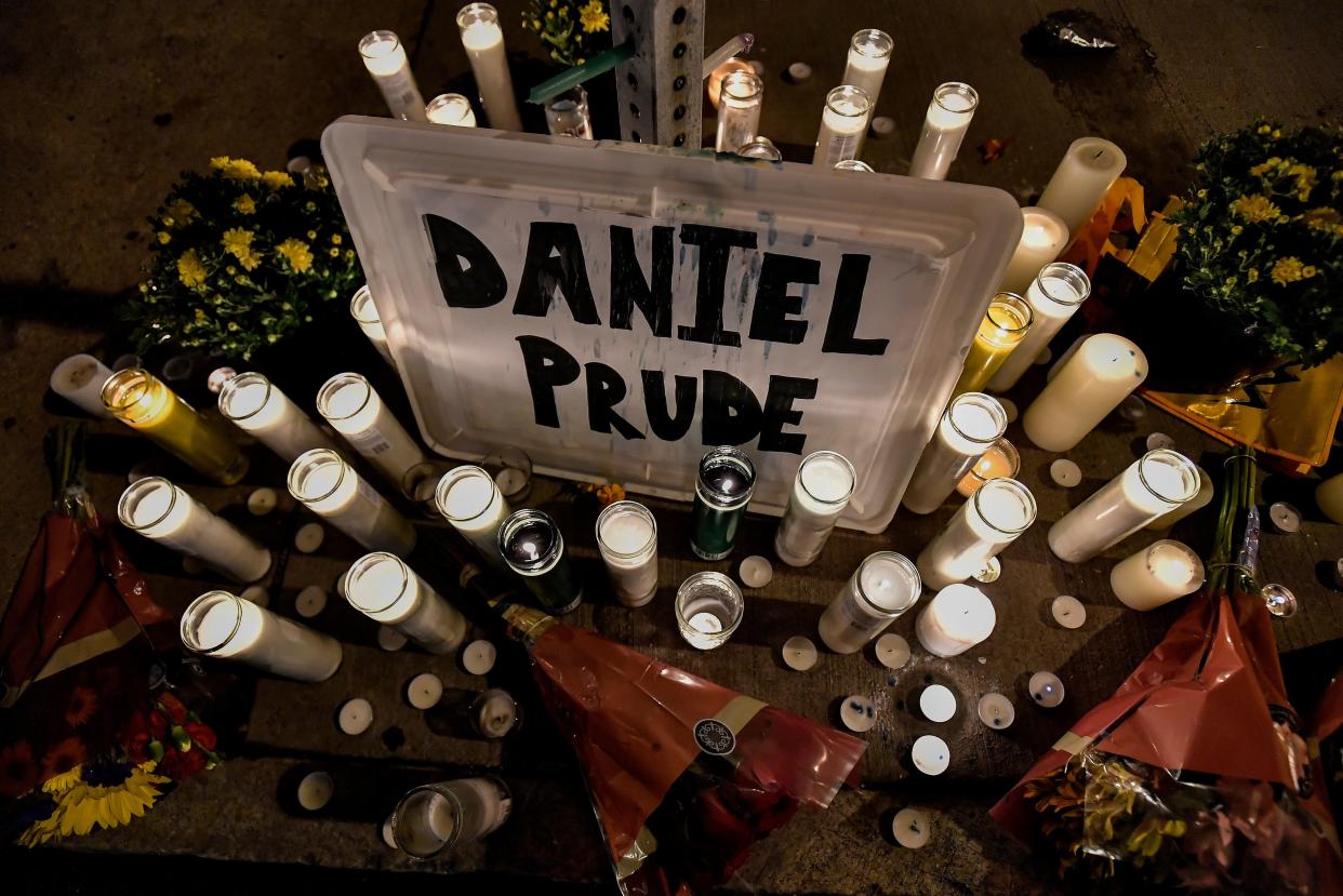 Candles light a makeshift memorial for Daniel Prude, a Black man who died while restrained in police custody in Rochester, New York, in March 2020. (Photo: ASSOCIATED PRESS)