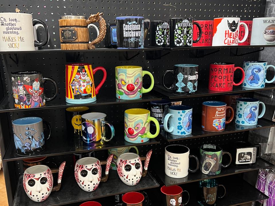 mugs spirit halloween