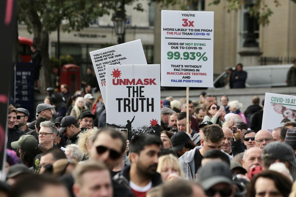 LONDON, UNITED KINGDOM - SEPTEMBER 26: Members of StandUpX, a community of people protesting vaccination and coronavirus (Covid-19) measures, gather at Trafalgar Square during a mass rally against wearing mask, taking test and government restrictions imposed to fight the spread of coronavirus (Covid-19) pandemic, in London, United Kingdom on September 26, 2020. (Photo by Hasan Esen/Anadolu Agency via Getty Images)