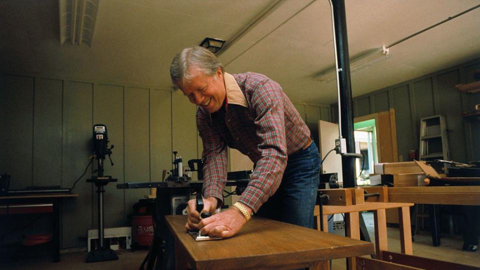 former president jimmy carter sanding table