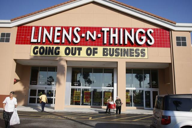 All the Stores You Loved in the '90s That No Longer Exist