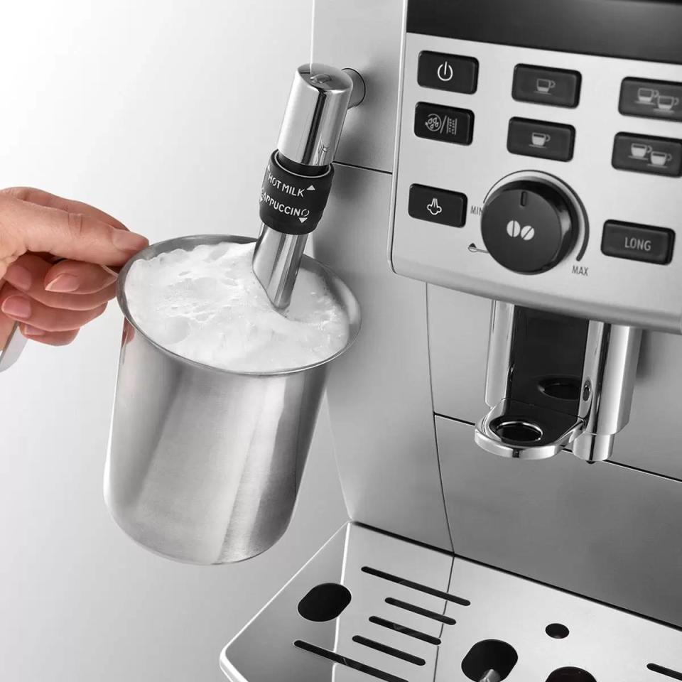 全自動義式咖啡機只要22,699元就能帶回家圖片來源：Costco