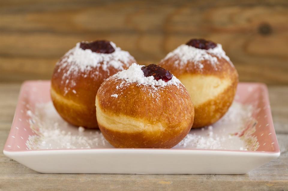 9) There are homemade donuts called sufganiyot.