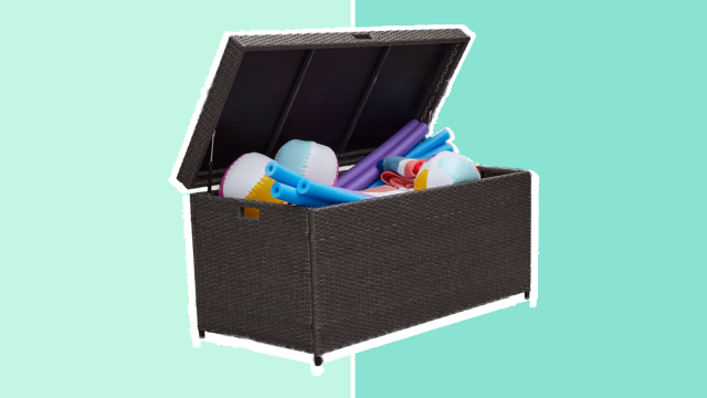 Organize your patio in style with an outdoor storage box