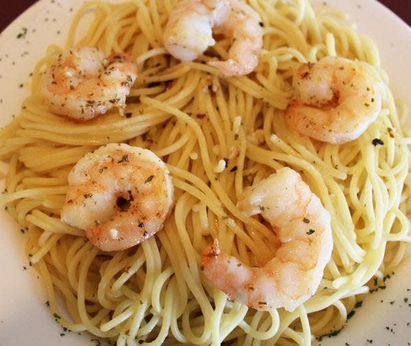 Shrimp Scampi at Ma Raffa's