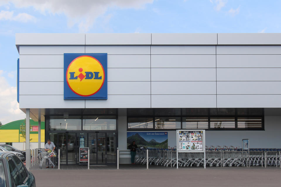 Lidl hat von der Wettbewerbszentrale eine Abmahnung bekommen (Bild: Getty Images)