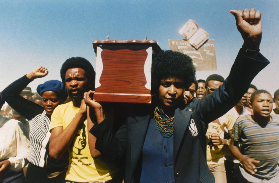 Winnie Mandela dead at 81