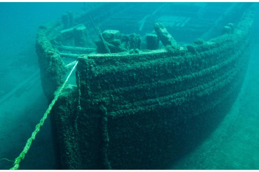 Desaparece submarino que exploraba restos del Titanic; cinco turistas iban a bordo