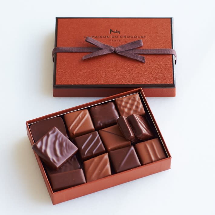 <p><a href="https://go.redirectingat.com?id=74968X1596630&url=https%3A%2F%2Fwww.williams-sonoma.com%2Fproducts%2Fla-maison-du-chocolat-cut-chocolates&sref=https%3A%2F%2Fwww.townandcountrymag.com%2Fleisure%2Fdining%2Fg34934934%2Fbest-boxed-chocolates%2F" rel="nofollow noopener" target="_blank" data-ylk="slk:Shop Now;elm:context_link;itc:0;sec:content-canvas" class="link ">Shop Now</a></p><p>Chocolate Selection, 14 Pieces</p><p>williams-sonoma.com</p><p>$34.95</p>