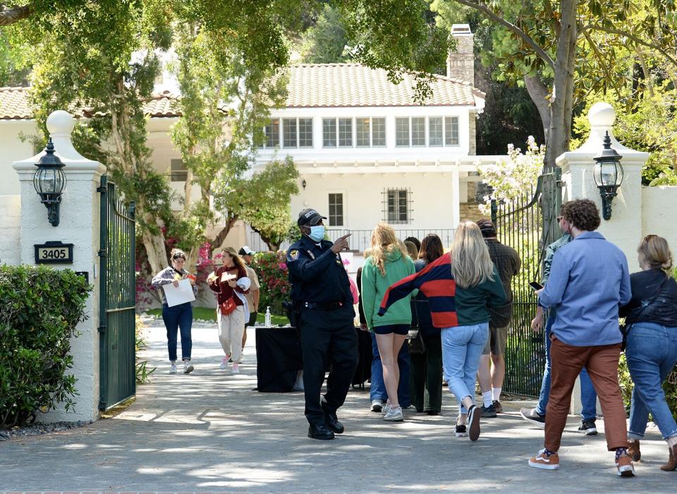 Jeopardy fans and treasure hunters flocks to the late Alex Trebek house for the properties estate sales in Studio City for a chance to purchase Alex personal belongings. Fans were seen carrying books, records, clothing, furniture and other memorabilia items.