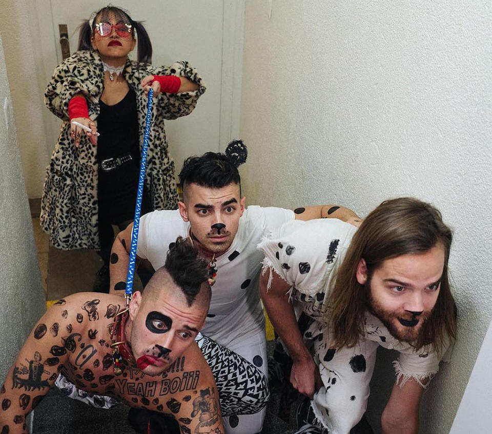 <p>Meanwhile, Nick’s brother Joe and his dance crew had fun with their <i>101 Dalmatians</i>-inspired outfits. “Cruella De Vil is coming for us pups!” exclaimed the singer. (Photo: <a rel="nofollow noopener" href="https://www.instagram.com/p/BMPQR_XAcTc/" target="_blank" data-ylk="slk:Instagram;elm:context_link;itc:0;sec:content-canvas" class="link ">Instagram</a>) </p>