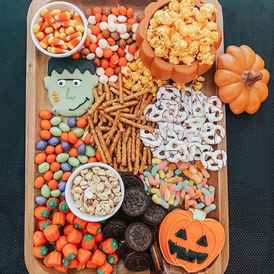 Halloween Candy Charcuterie Board