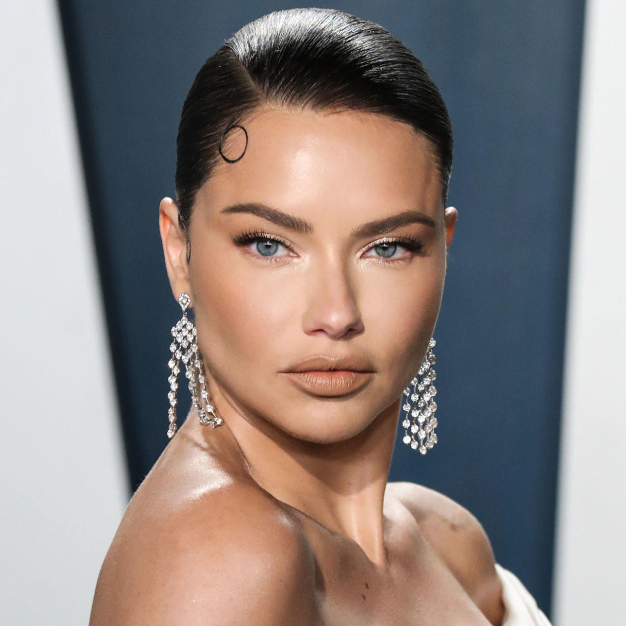 adriana lima 2020 vanity fair oscar party