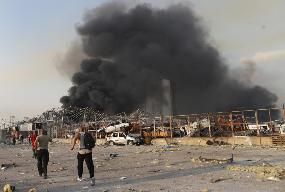 Le foto di Beirut devastata dalle deflagrazioni che hanno causato la morte di centinaia di persone (AP Photo/Hussein Malla)