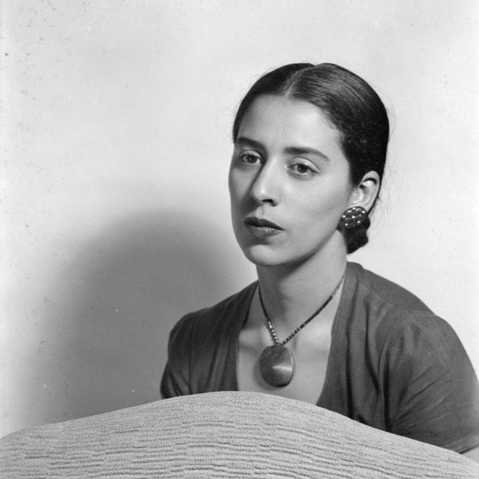 Luchita Hurtado, photographed by Man Ray in 1945 - Man Ray Trust