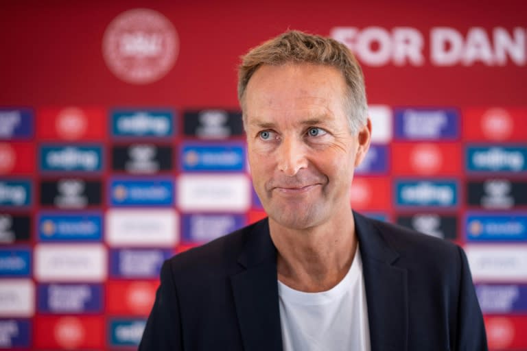 Kasper Hjulmand, tras anunciar su dimisión del puesto de seleccionador de fútbol de Dinamarca, el 19 de julio de 2024 en Brondby, a las afueras de Copenhague (Emil Nicolai Helms)