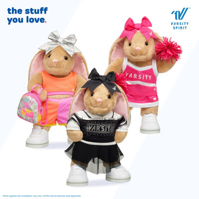 The Build-A-Bear and Varsity Spirit collection captures the iconic look of Varsity Spirit uniforms, designed to resonate with fans across generations.