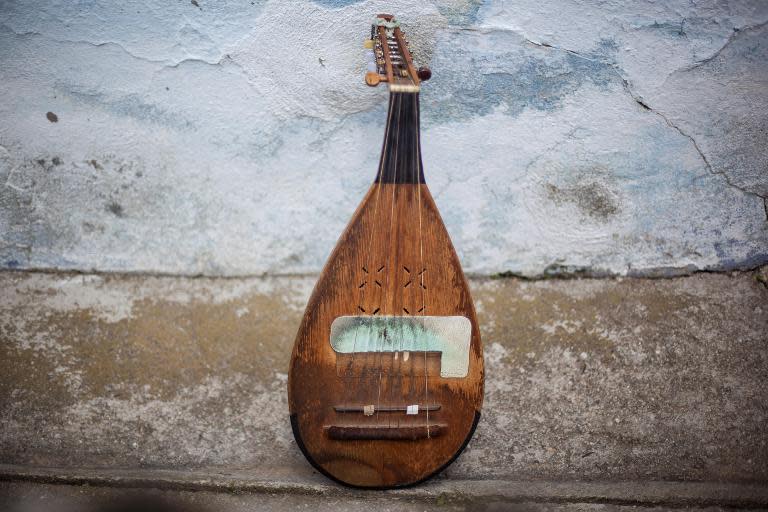 The cobza is in danger of playing its last notes as few masters of the instrument remain