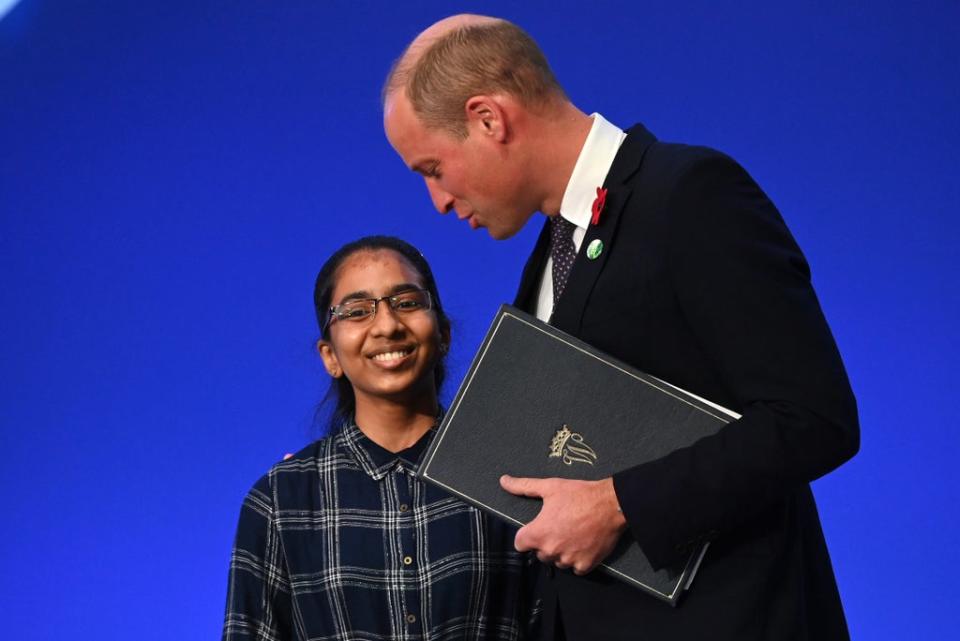 The Duke of Cambridge with Earthshot Prize finalist Vinisha Umashankar during a session on accelerating clean technology innovation and deployment (Jeff J Mitchell/PA) (PA Wire)