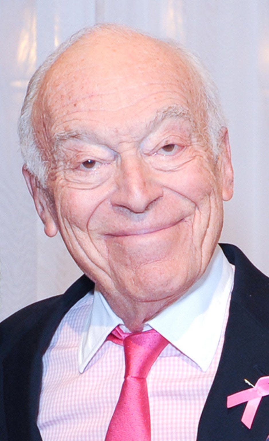 Cosmetics executive Leonard Lauder