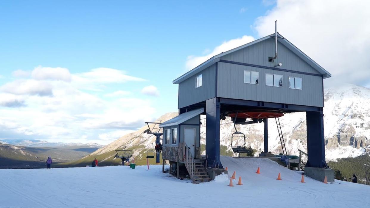 The sales and marketing manager at Castle Mountain Resort said that without the resort’s snowmaking infrastructure, the operation might not be open. (Ose Irete/CBC - image credit)