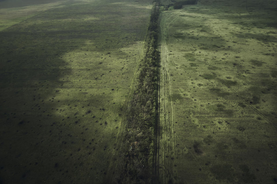 An aerial view of a battle field near Bakhmut in the Donetsk region, Ukraine, Saturday, May 27, 2023. (AP Photo/Libkos)