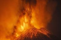 <p>Pendant une récente éruption de l'Etna.</p>