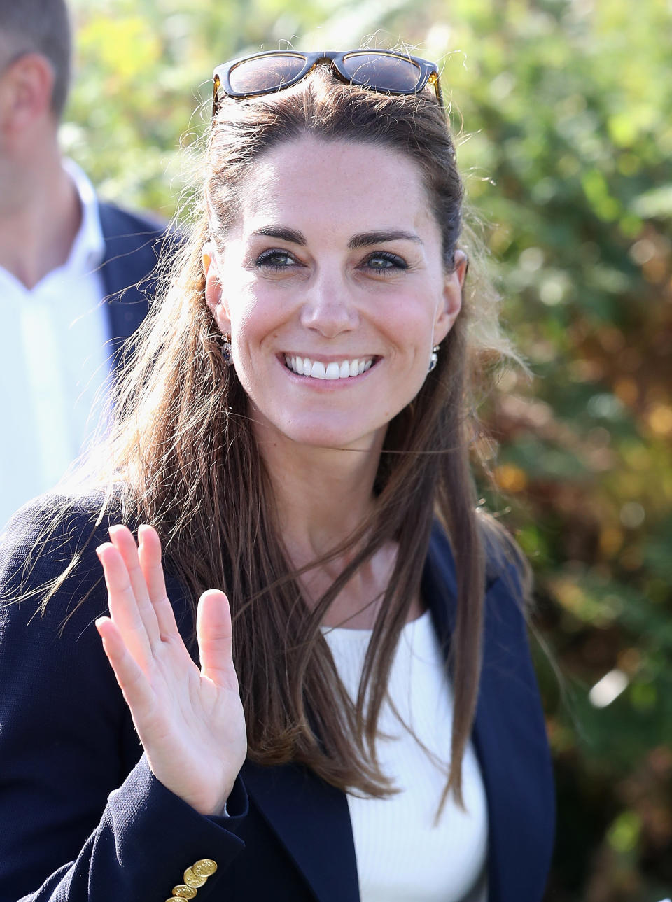 Duchess of Cambridge accessorised with the popular Wayfarers during a visit to the Scilly Isles in 2016.  (Getty Images)