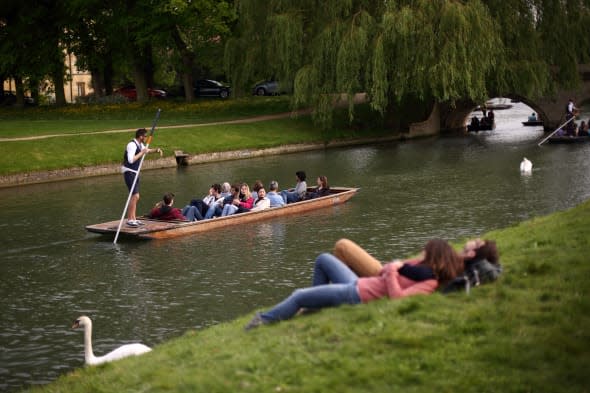 Punters Enjoy May Day Bank Holiday On The River Cam