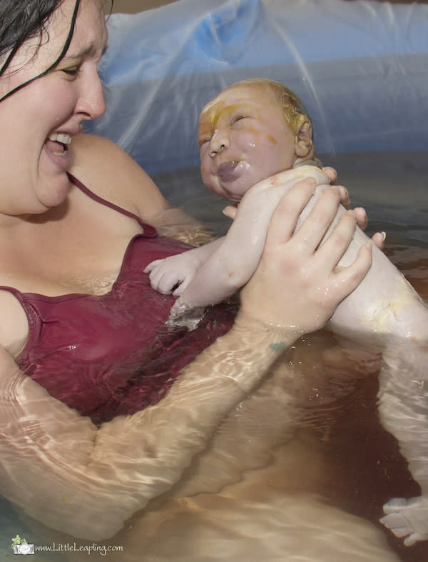 These images show the beauty and intensity of water births.